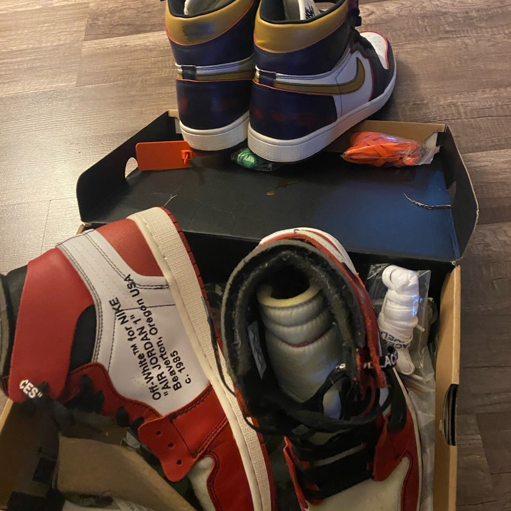2 pies of Jordan’s size 9.5 used
